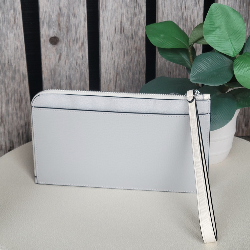Kate Spade Lucy Platinum Gray & Cream  L-zip Wristlet - Picture 4 of 11